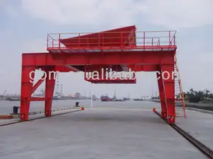 Port Used Rail Type Mobile Hopper for bulk cargo unloading