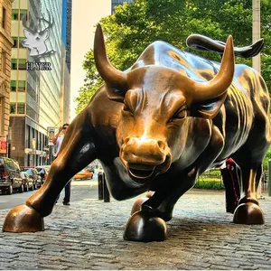 Outdoor Garden Large Cast Bronze Wall Street Charging Bull Statue For Sale