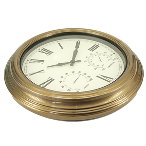 Reloj de Cuarzo para Exteriores con Caja de Metal Resistente a la Intemperie de 18.4 Pulgadas, Diseño Tradicional de Pascua - Product Image 5