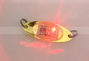 Mini LED brillante Deep Drop Underwate pesca intermitente de luz cebo atraer calamar duradero herramienta práctica - Product Image 4