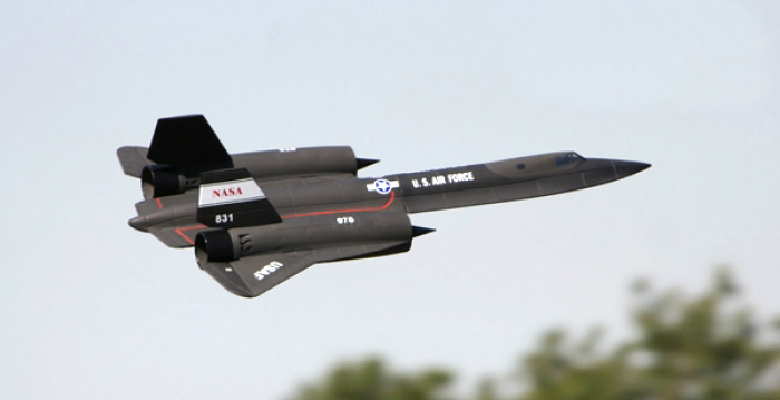 ホビーショップ電動ブラシレスフォームRC飛行機SR-71ツイン