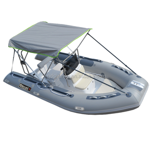 <span class=keywords><strong>Bateau</strong></span> <span class=keywords><strong>semi</strong></span>-<span class=keywords><strong>rigide</strong></span> gonflable à coque en fibre de verre avec moteur <span class=keywords><strong>hors</strong></span>-<span class=keywords><strong>bord</strong></span> de 420 cm, année 2022 - Product Image 3