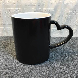 11oz quảng cáo quà tặng chén gốm cho giáng sinh/DIY Thủ công mỹ nghệ thay đổi màu sắc/ma thuật <span class=keywords><strong>Mug</strong></span> với trái tim xử lý cho thăng hoa - Product Image 2