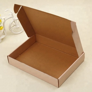 Custom Made T-shirt Clothes Corrugated Paper Postage Colored Mailers Packaging Boxes With Hot Stamping