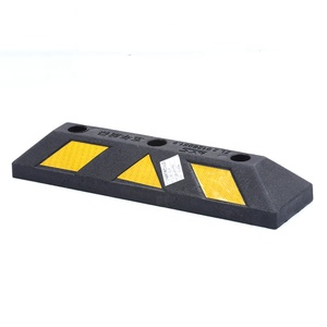ホイールストッパーRalentisseurs En Caoutchoucゴムホイールストッパー車の安全のためのホイールストッパー - Product Image 1