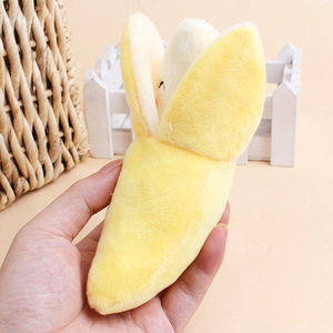 Yüksek kaliteli gıcırtılı muz köpek oyuncak peluş köpek çiğnemek halka sürdürülebilir ve isırmaya dayanıklı eğitim oyuncak - Product Image 3