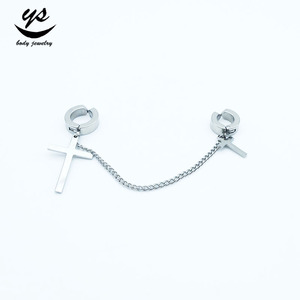 Boucles d'oreilles <span class=keywords><strong>Double</strong></span> Huggie en acier inoxydable à la mode avec croix en forme de numéro religieux Style chrétien cadeau de fiançailles de fête de mariage - Product Image 2