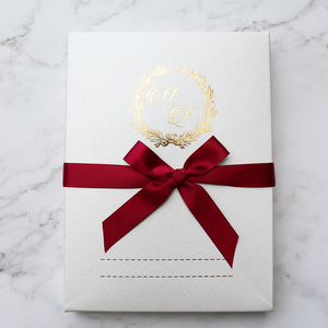 Élégante invitation de mariage en acrylique transparent avec feuille d'or, boîte et nœud en ruban de soie <span class=keywords><strong>bordeaux</strong></span> - Product Image 6