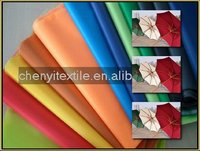 Usine de tissu polyester 100% en Chine pour taffetas oxford