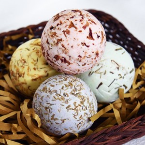 Hộp quà tắm bọt xà phòng thủ công cao cấp tự nhiên với bơ ca cao và hoa, đặt hàng số lượng lớn - Product Image 3