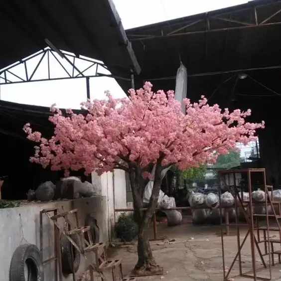 עצי פריחת דובדבן מלאכותי מקורה מכירה חמה פרחים מזויפים בונסאי עצים