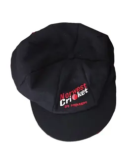 Benutzer definierte dunkelblaue Wolle für Herren mit 1 gesticktem Logo auf Cricket-Baggy-Hut vorne