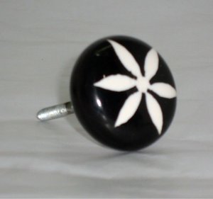 Poignées et boutons de porte en céramique vintage colorés faits à la main - Product Image 1