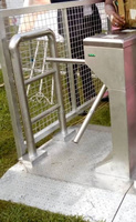 Torniquete Portátil de Acero Inoxidable con Control de Acceso Facial y Prevención de Colisiones para Eventos Deportivos