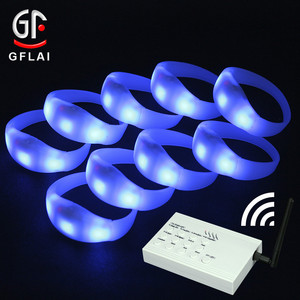 Đơn giản cầm tay điều khiển từ xa cho tương tác bóng LED nhấp nháy Vòng đeo tay ánh sáng LED Whisky Glass Foam Stick Lightstick - Product Image 6