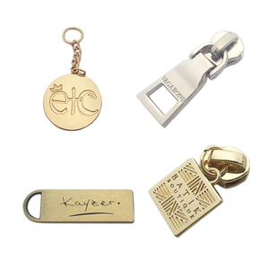 Quan zhou design round square shape engraved gold silver logo custom metal zipper pull with slider for bag