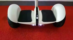 Nuovo Monopattino Elettrico <span class=keywords><strong>Mini</strong></span> a 2 Ruote di Alta Qualità 2016, <span class=keywords><strong>Mini</strong></span> Scooter Pro, Monopattino Elettrico a 2 Ruote con Supporto - Product Image 3