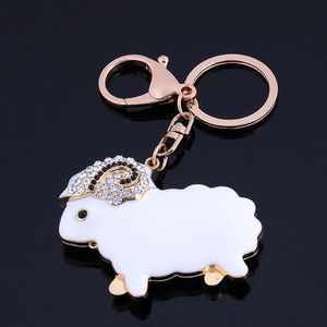 encanto <span class=keywords><strong>de</strong></span> diamantes deimitación <span class=keywords><strong>de</strong></span> la moda <span class=keywords><strong>de</strong></span> los animales ovejas tipo <span class=keywords><strong>de</strong></span> aleación <span class=keywords><strong>de</strong></span> zinc llavero <span class=keywords><strong>de</strong></span> metal - Product Image 1