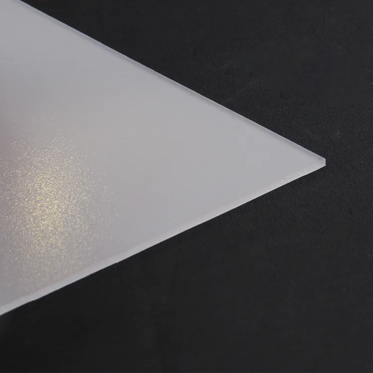 1.5mm 2mm beyaz polikarbonat buzlu levha bina dekorasyon için