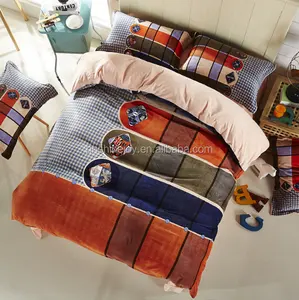 柔らかくて滑りやすい冬用フランネル寝具セットコーラルフリースベッドシーツ