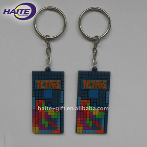 De goma nombre barato al por mayor llaveros personalizados a granel - Product Image 2