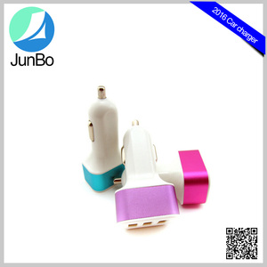 Großhandel China Waren Universal <span class=keywords><strong>3</strong></span> Ports USB Car Charger Adapter 12 V 24 V Zu 5 V <span class=keywords><strong>2</strong></span>.1A 2A 1A für Smartphone - Product Image 1