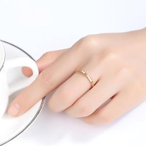 CZCITY Placcato Oro di Nuovo Modo della signora di Disegno 925 Sterling Silver Semplice Anello di Cerimonia Nuziale Dei Monili