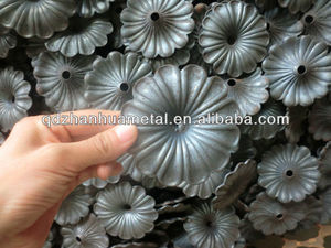 Fiori Decorativi Ornamentali <span class=keywords><strong>in</strong></span> <span class=keywords><strong>Ferro</strong></span> <span class=keywords><strong>Battuto</strong></span> Forgiato per Ringhiere e Recinzioni - Product Image 6