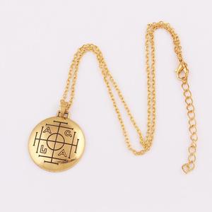 Collar con Colgante de Riqueza AGLA Chapado en Oro N422 con Garantía Comercial, Amuleto de Dinero Medieval con Runas Vikingas - Product Image 4