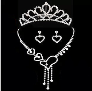 bridal crystal tiaras and crowns - Product Image 1