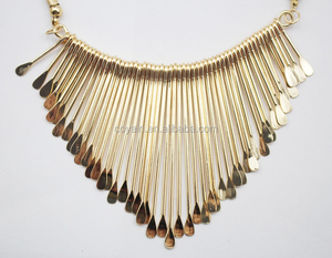 الأزياء اليدوية لامعة عقد ذهب الشرير نمط الهند سبيكة معدنية الذهب الشرابة المختنق قلادة - Product Image 6