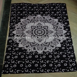 Nouvelles draps de lit/tapisseries murales en coton tricoté imprimé mandala, lavables, vente en gros en provenance d'Inde - Product Image 2