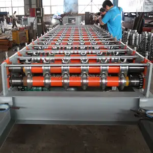 Roof Tile Machine Concrete Floor Tile Making Machine / Color Steel Corner Equipment