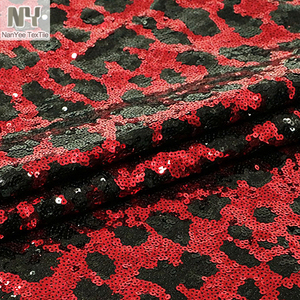 Nanyee tekstil İtalya pazarı pullu nakış kırmızı leopar madeni pul kumaş sipariş yapmak - Product Image 5