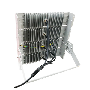 Faretto LED Professionale 400W in Alluminio Pressofuso per Illuminazione Stadio Sportivo con Luce Diurna 6000K IP20 Garanzia di 5 Anni - Product Image 5