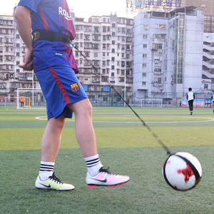 Entraîneur <span class=keywords><strong>de</strong></span> football solo Star-Kick Hands Free-<span class=keywords><strong>Ceinture</strong></span> d'entraînement <span class=keywords><strong>de</strong></span> football solo <span class=keywords><strong>pour</strong></span> les tailles <span class=keywords><strong>de</strong></span> balle 3, 4 et 5 - Product Image 4