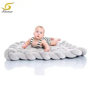 婴儿结毛绒手工软棉方形幼儿园地毯装饰地板枕头活动儿童游戏垫