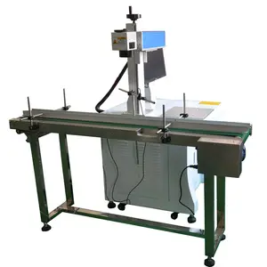 Machine de marquage laser de fibre de couleur de ligne d'assemblage pour carte de série pp de pvc logo sans date