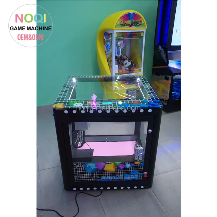 Bambini magic cube vending/mini doll cube crane claw machine