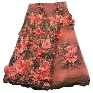 Tessuti in Pizzo Africano Colorato con Ricamo Floreale 3D, Pizzo Francese con Perline per Abiti da Sposa - Product Image 2