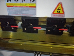 30 Ton 1600 millimetri di Metallo foglio idraulica pressa piegatrice CNC Con E21 - Product Image 5