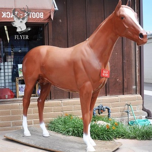 Escultura de Caballo de Fibra de Vidrio de Tamaño Real para Decoración de Parques al Aire Libre en Venta - Product Image 1