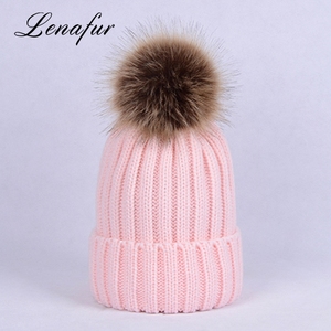 Ladies winter women Vogue crochet with POM ball hand woven Beanie realistic faux fur <span class=keywords><strong>animal</strong></span> hats - Product Image 1