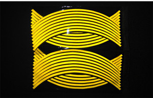 YOUME Nuove Strisce Riflettenti Adesive per Ruote e Decalcomanie in 5 Colori per Bici, Moto e <span class=keywords><strong>Auto</strong></span>, Nastro Decorativo per Cerchioni, Stile Elegante per <span class=keywords><strong>Auto</strong></span> - Product Image 5