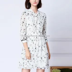 Großhandel Druck weiße Kleider für Frauen billige Sommerkleider für Junioren Langarm bedrucktes Kleid
