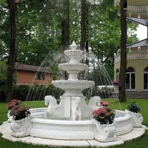 Fontes de água com pedra de mármore, decoração ao ar livre, jardim com estátua de cavalo