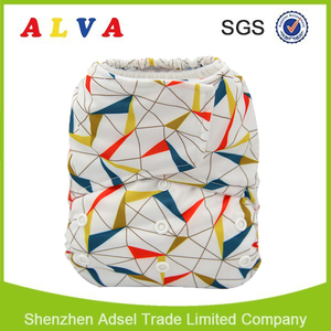 Alva Baby Pañal de tela impreso de Velcro de unitalla con una inserción V-series para bebé - Product Image 3