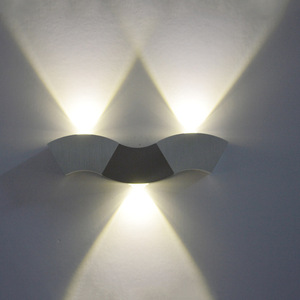 Applique <span class=keywords><strong>da</strong></span> Parete LED Lightess 6W per Interni, Illuminazione Su e Giù, in Alluminio, Lampada <span class=keywords><strong>da</strong></span> Corridoio, Argento, Bianco Freddo - Product Image 2