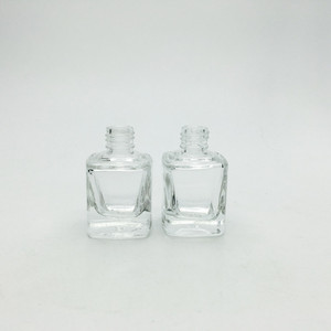 Bouteille de vernis à ongles bon marché vide carré 10ml bouchon cosmétique en verre avec brosse - Product Image 4
