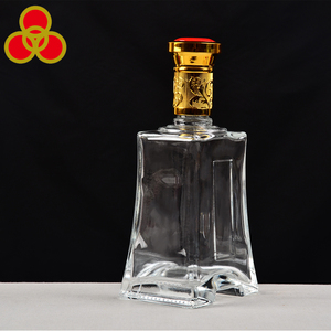 Diseño de lujo 500 ml alcohol botella de vidrio para botella de ron - Product Image 3